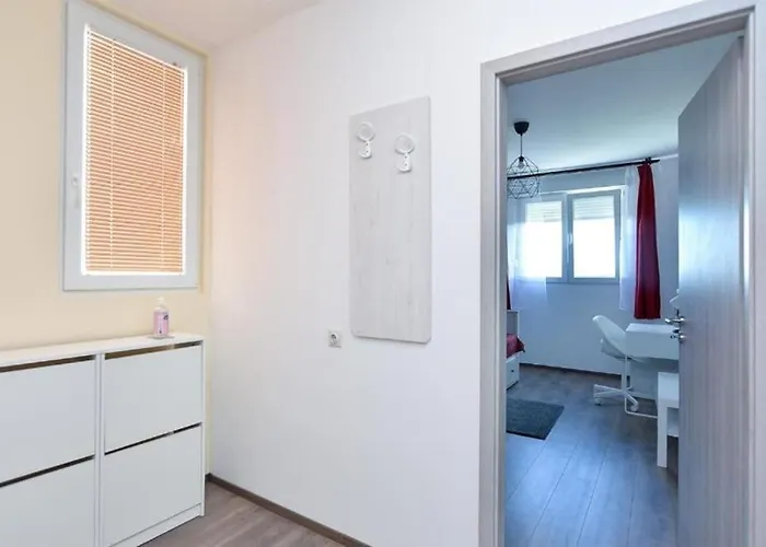 Maya Apartament *